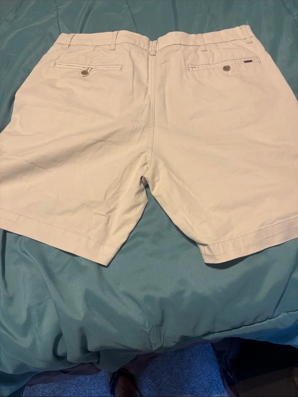 Chaps Men's Stretch Khaki Chinos in Light Beige